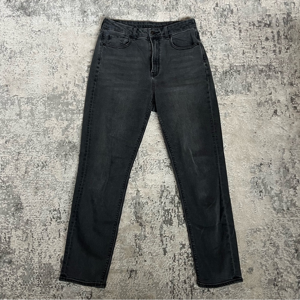 American Eagle black curvy mom jeans